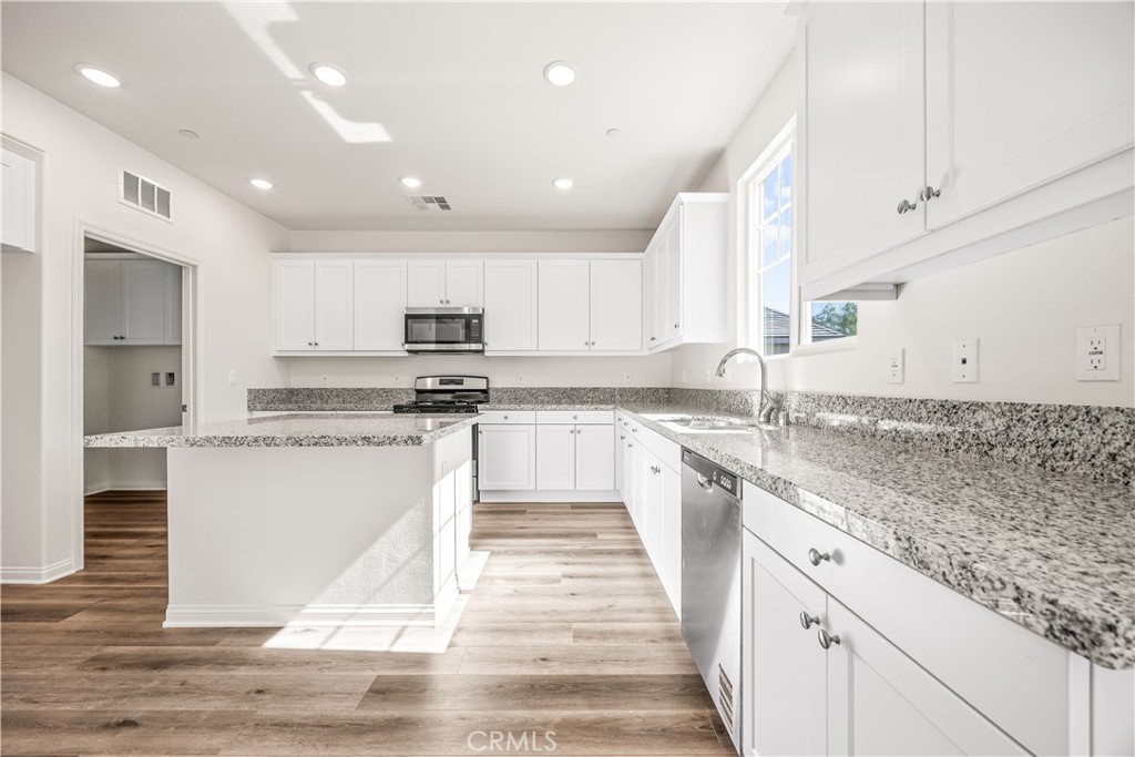 12511 Ava Loma Street