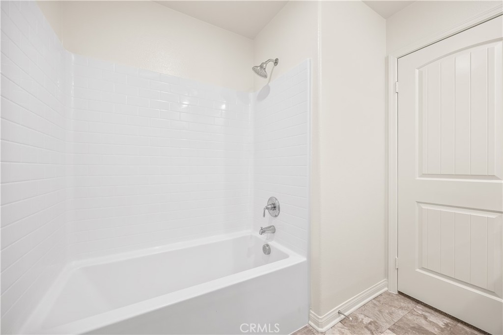 12511 Ava Loma Street