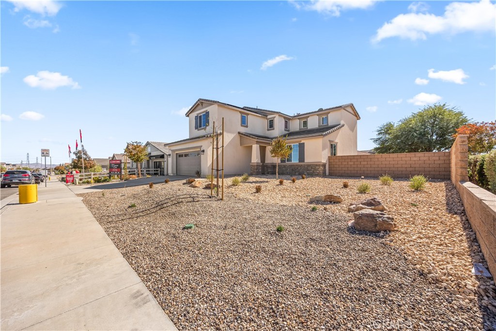 12511 Ava Loma Street