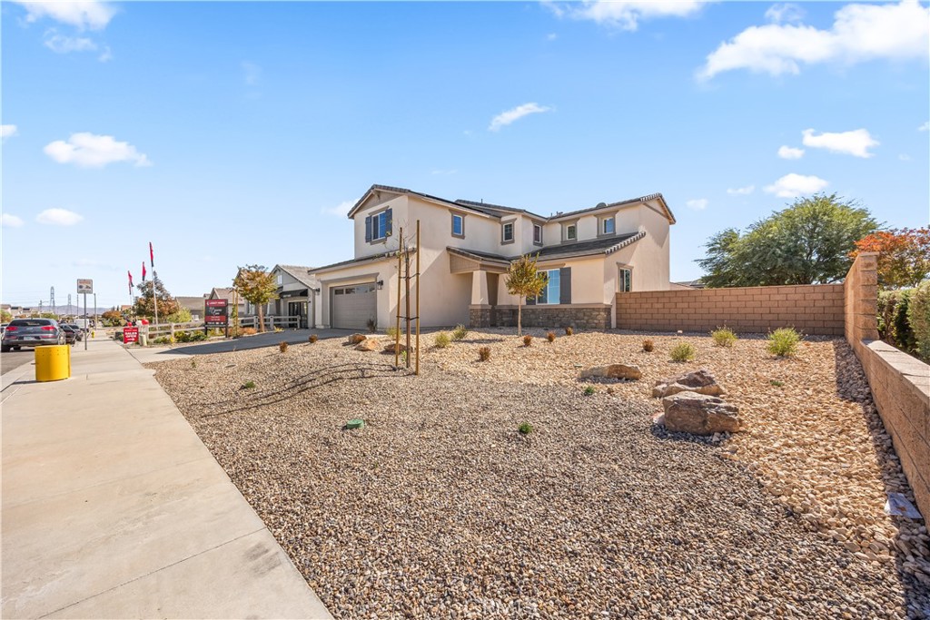 12511 Ava Loma Street