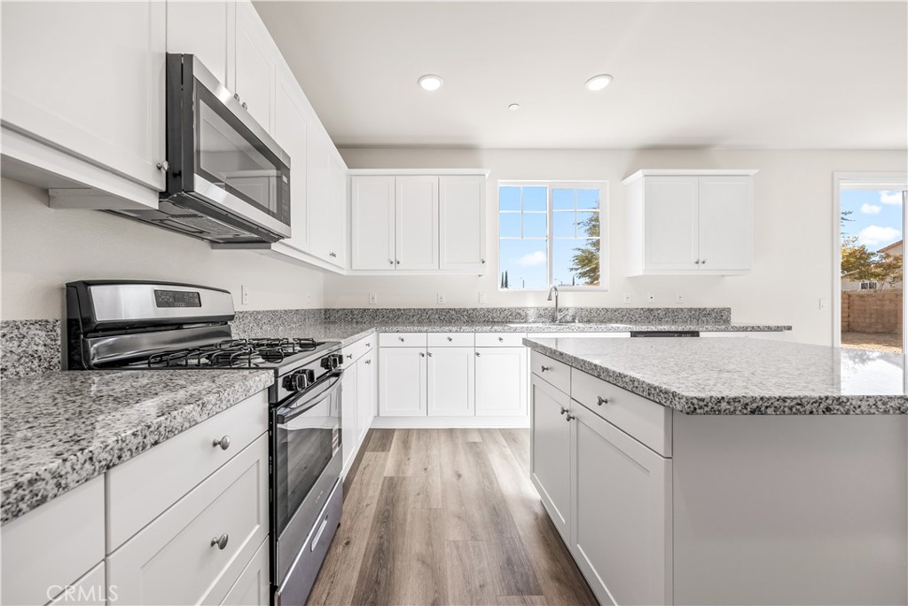 12511 Ava Loma Street