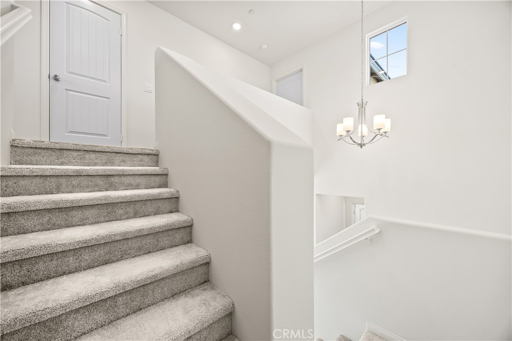 12511 Ava Loma Street