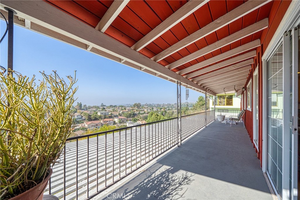 513 Camino De Gloria