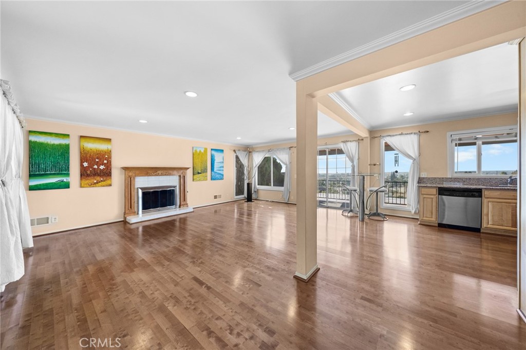 513 Camino De Gloria