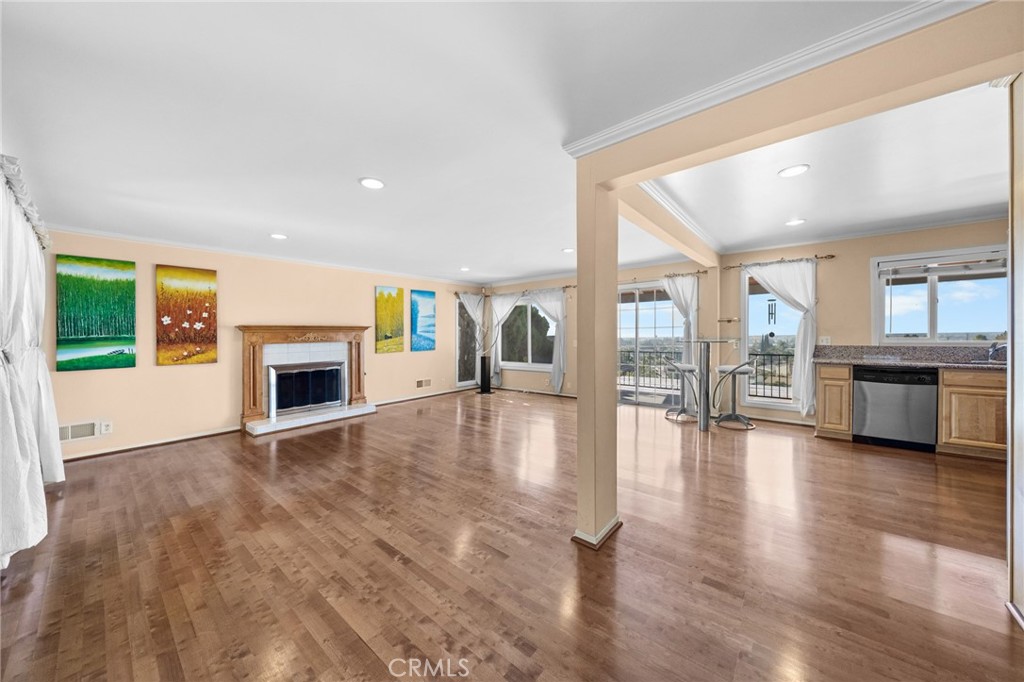 513 Camino De Gloria