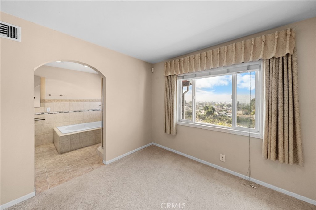 513 Camino De Gloria