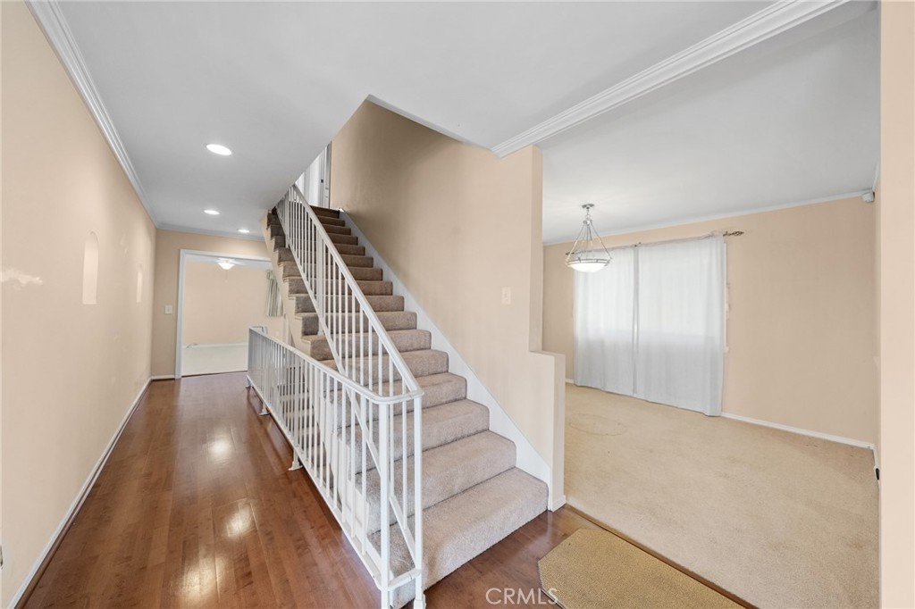 513 Camino De Gloria