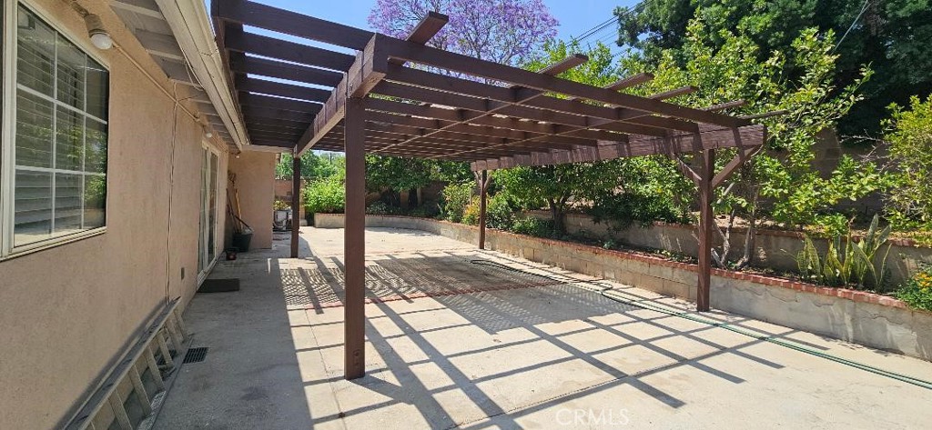 17441 Hiawatha Street