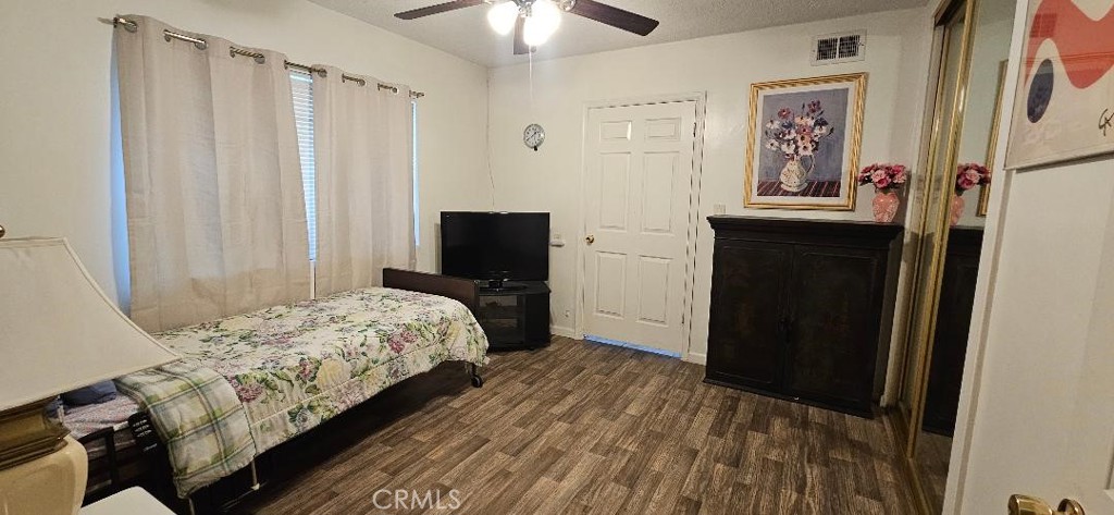 17441 Hiawatha Street