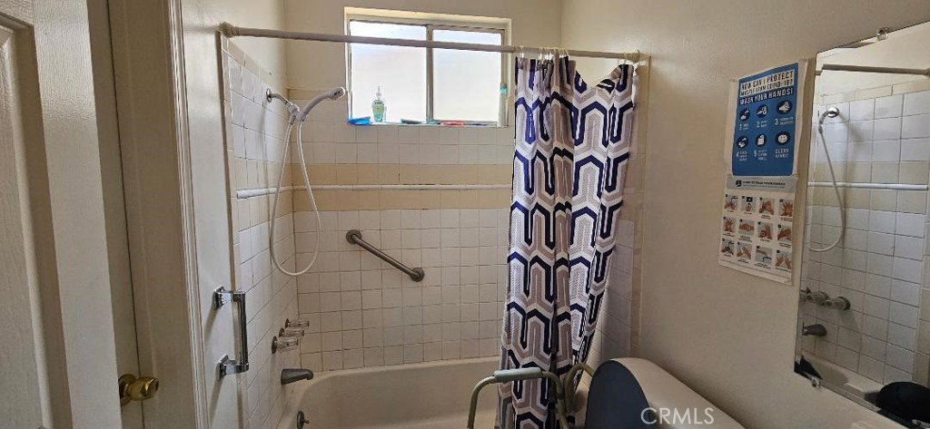 17441 Hiawatha Street