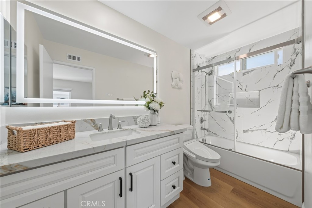 1752 Maple Hill