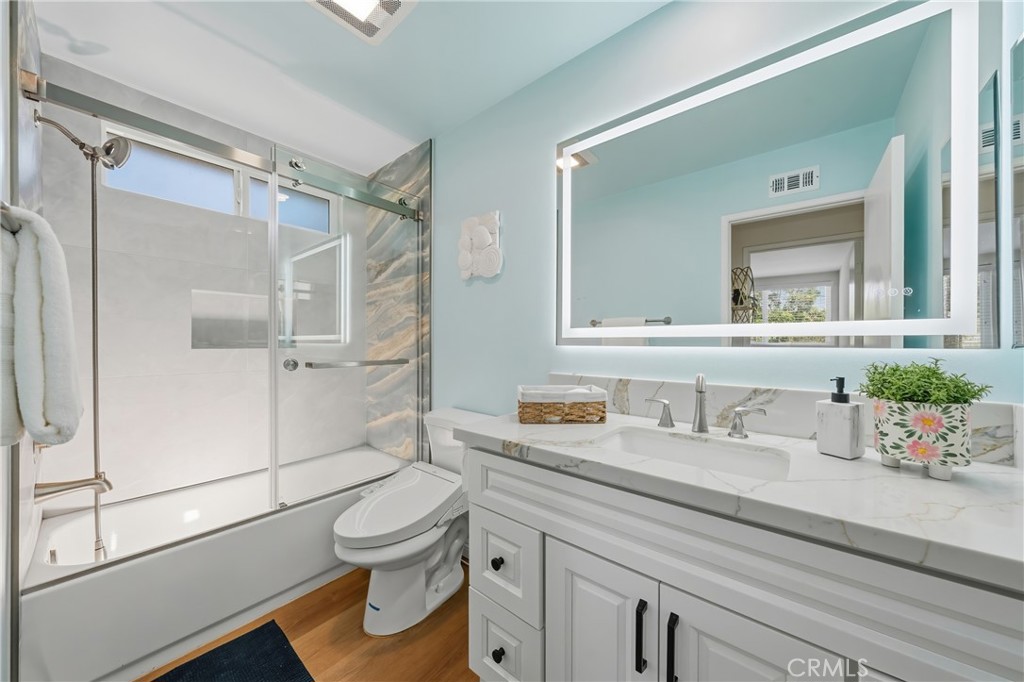 1752 Maple Hill