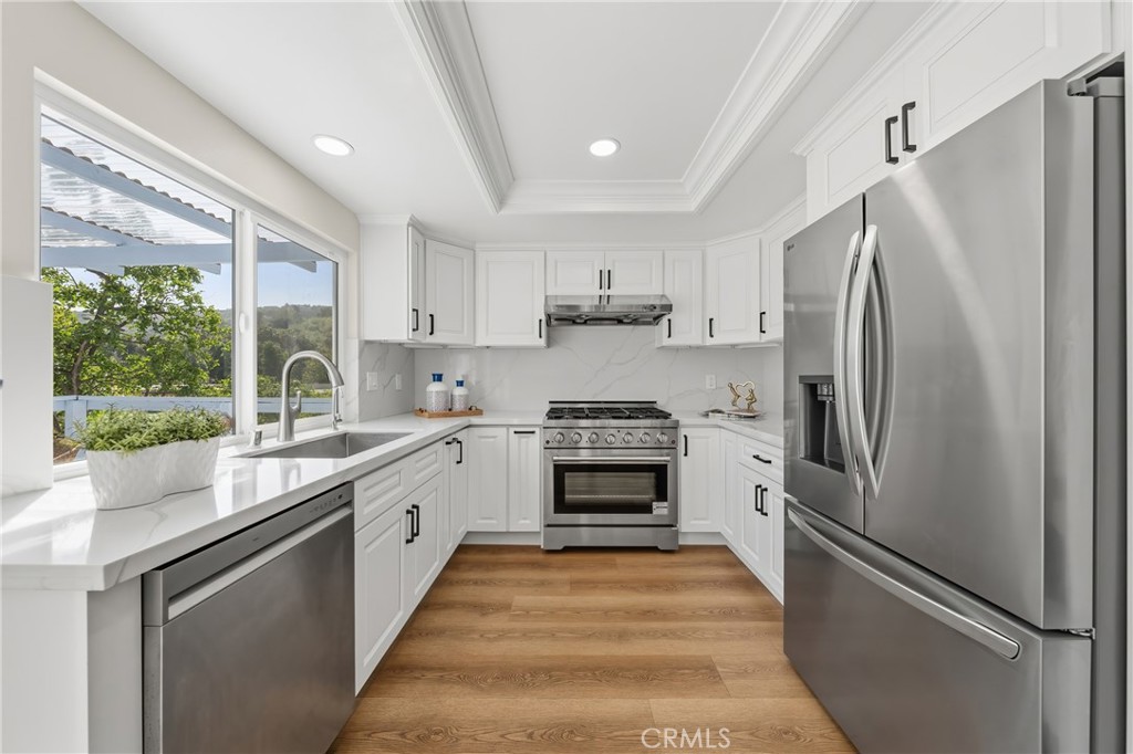 1752 Maple Hill