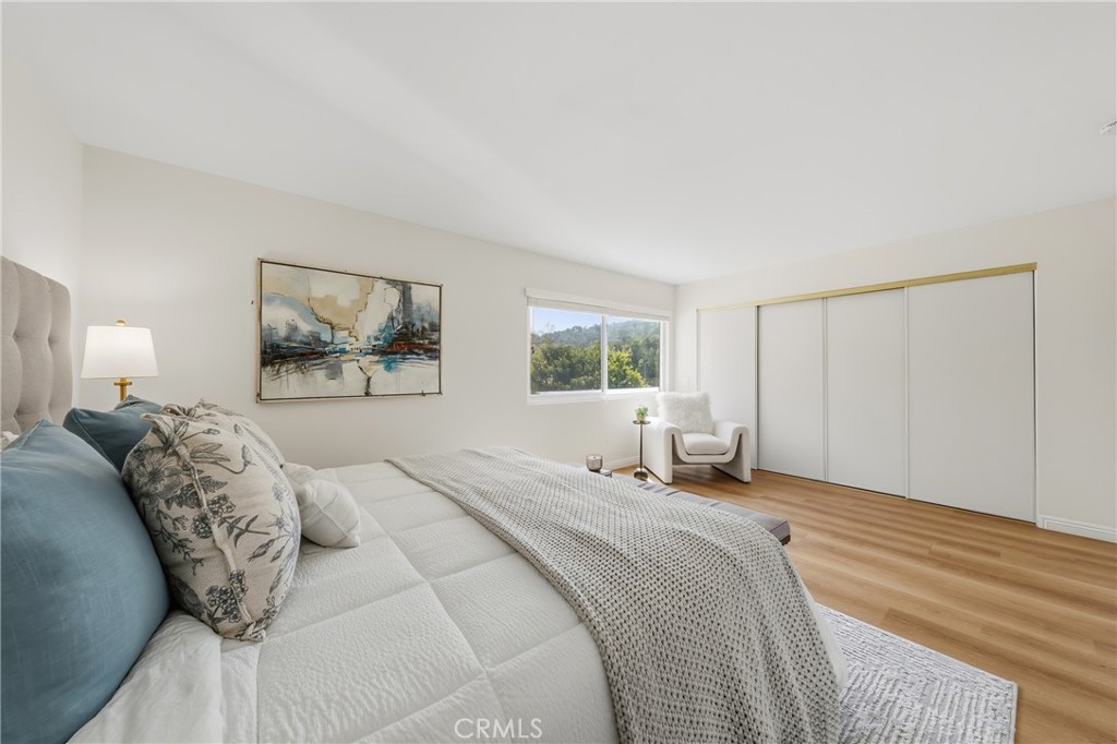 1752 Maple Hill