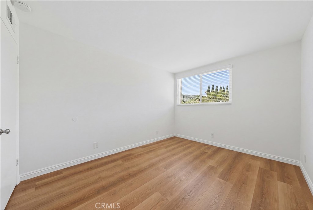 1752 Maple Hill