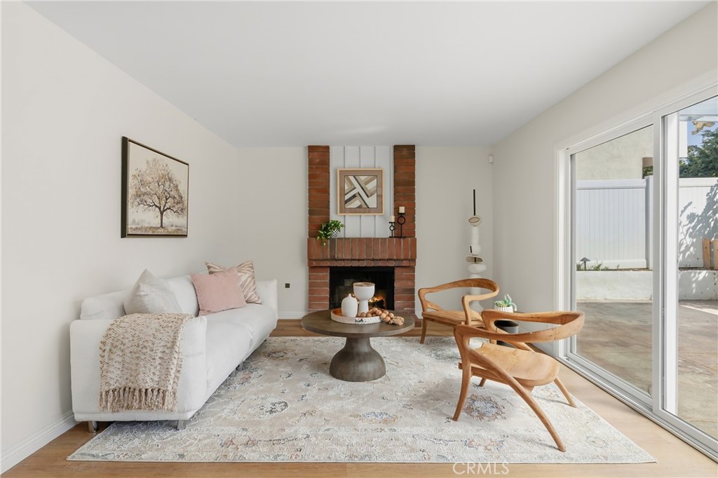 1752 Maple Hill