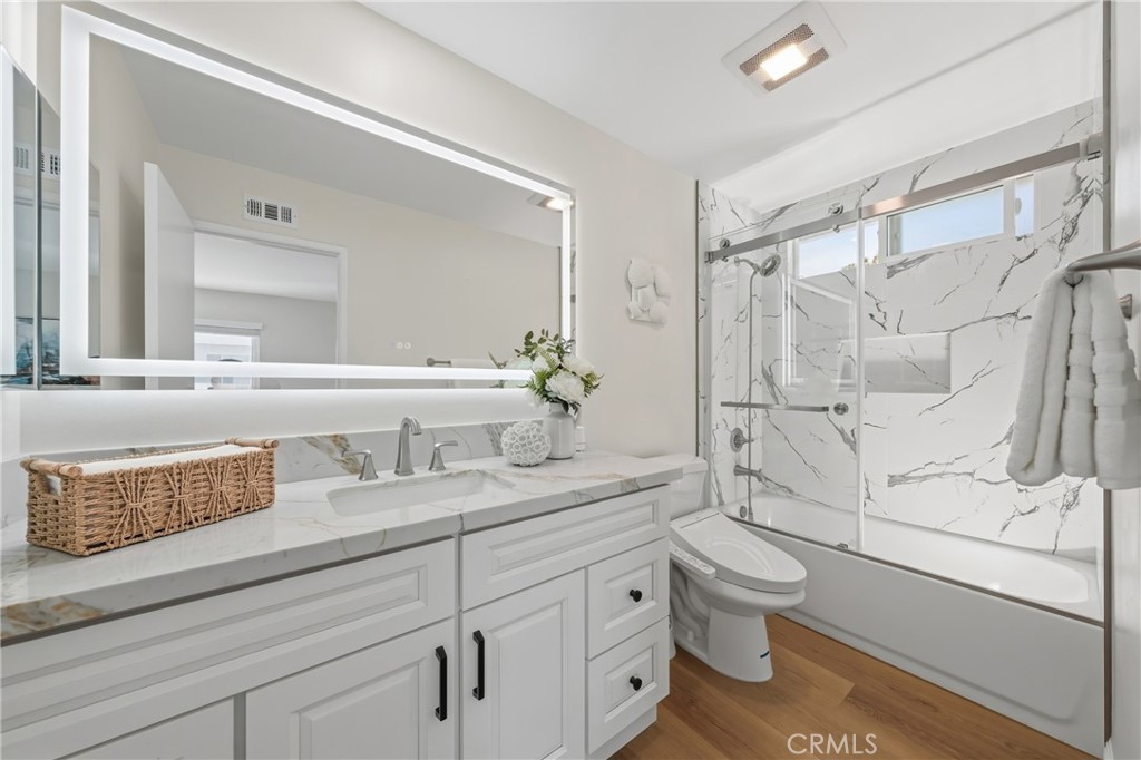 1752 Maple Hill
