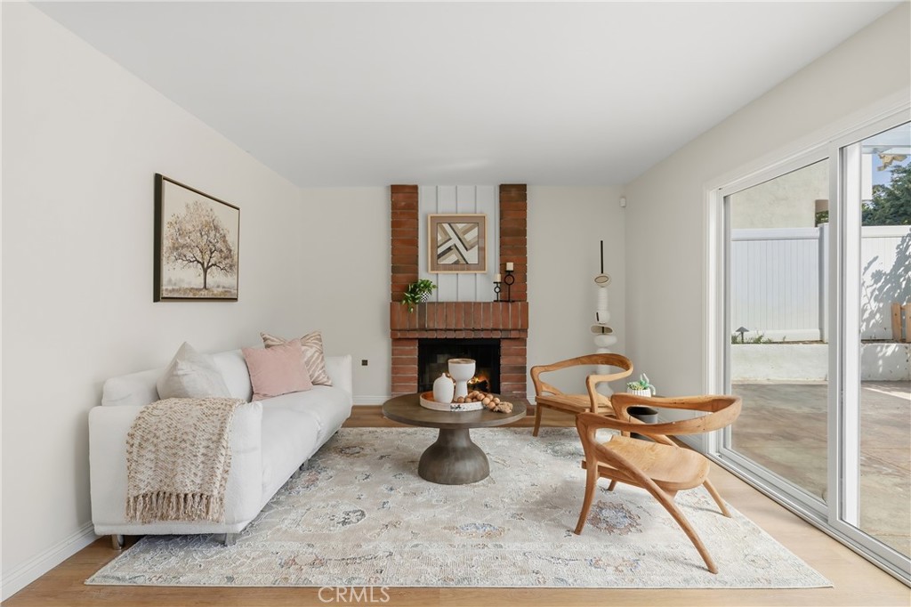1752 Maple Hill