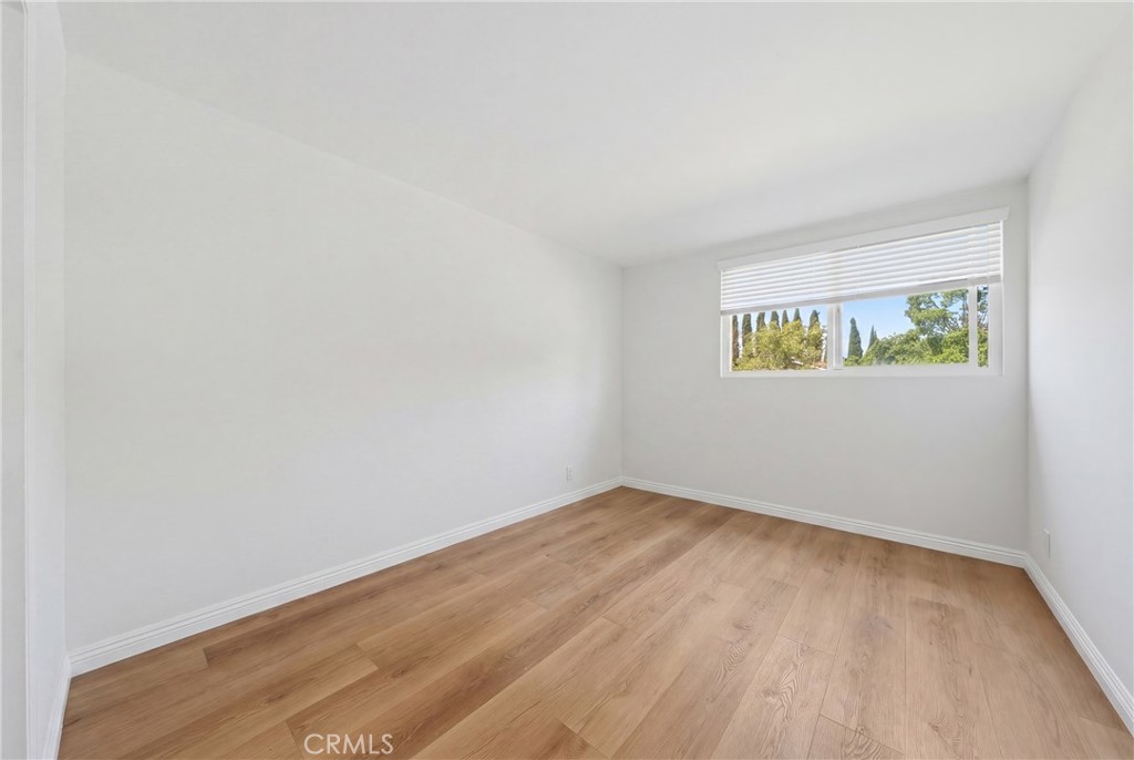 1752 Maple Hill