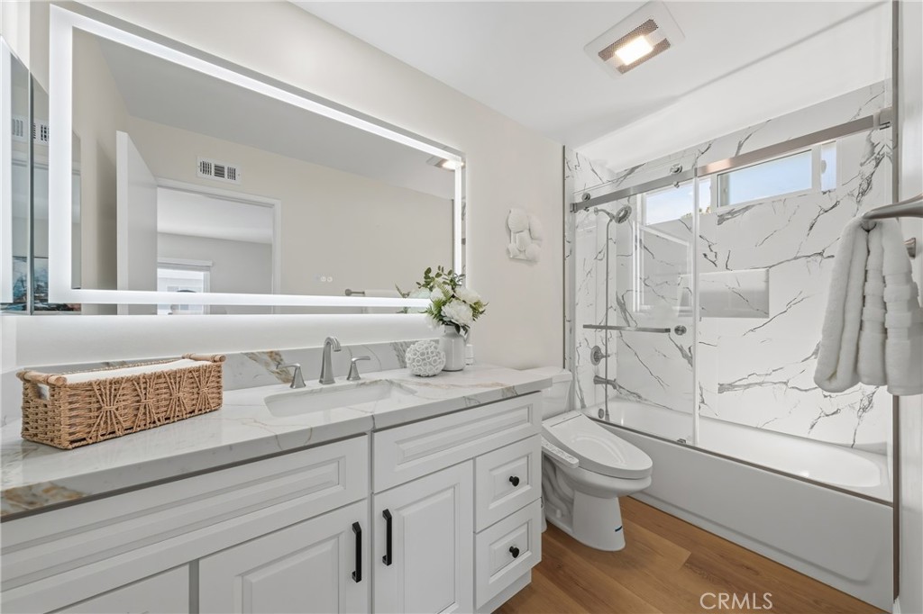 1752 Maple Hill