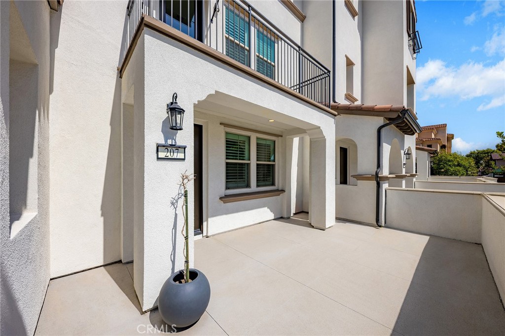207 Colby Circle