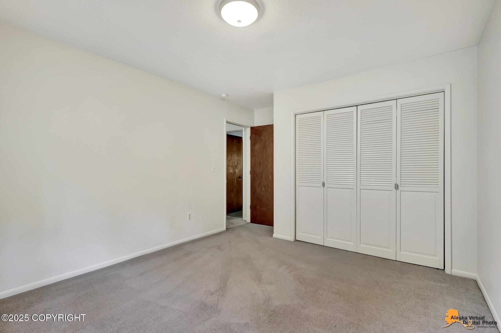 2733 Collie Hill Way