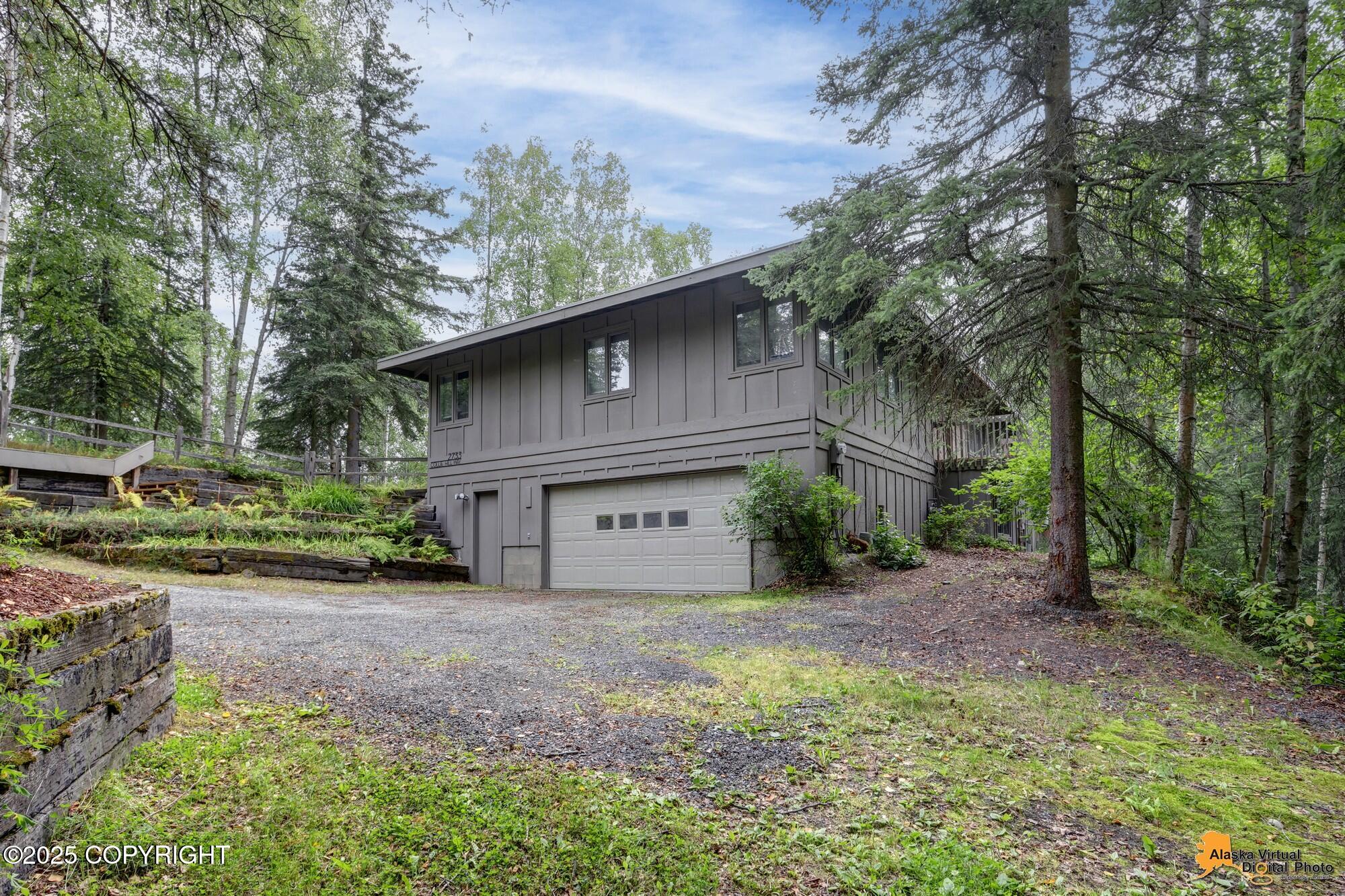 2733 Collie Hill Way