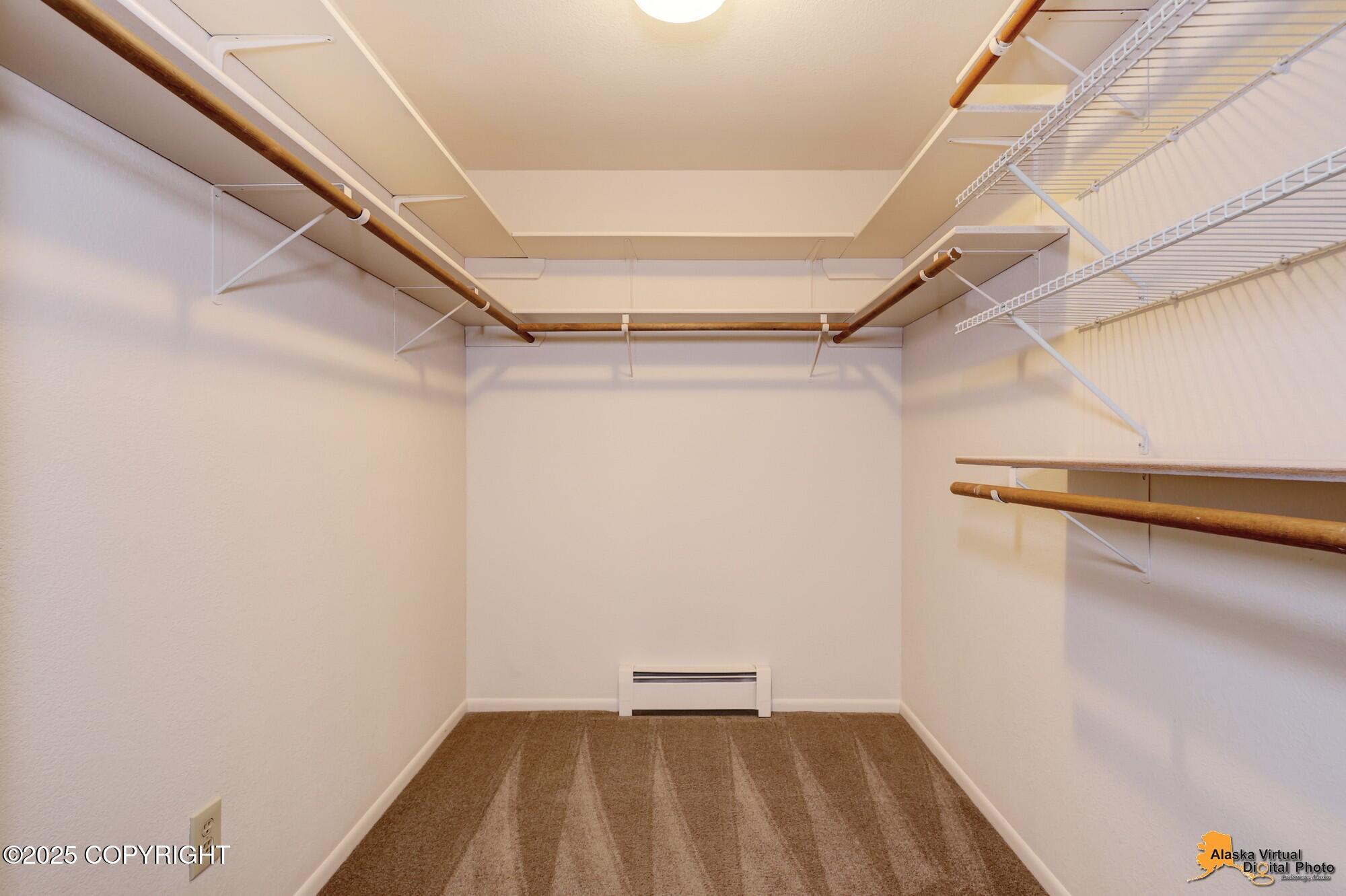 2733 Collie Hill Way