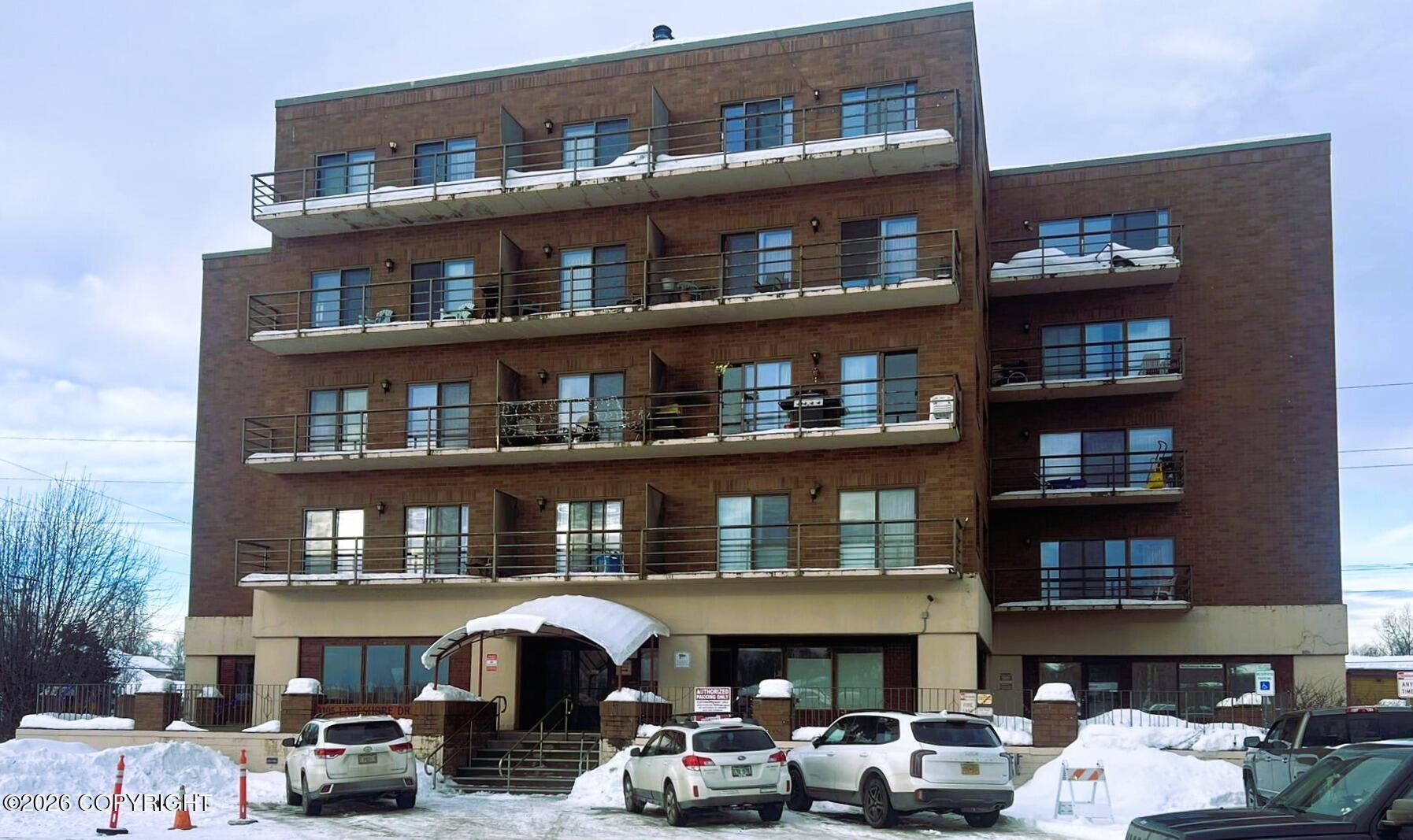 3105 Lakeshore Drive # 2 Unit: #406-2