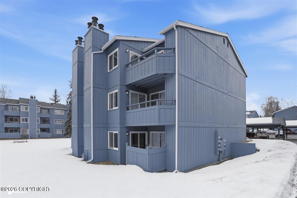 1621 Eastridge Drive # 303 Unit: #303