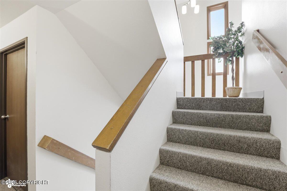 1621 Eastridge Drive # 303 Unit: #303