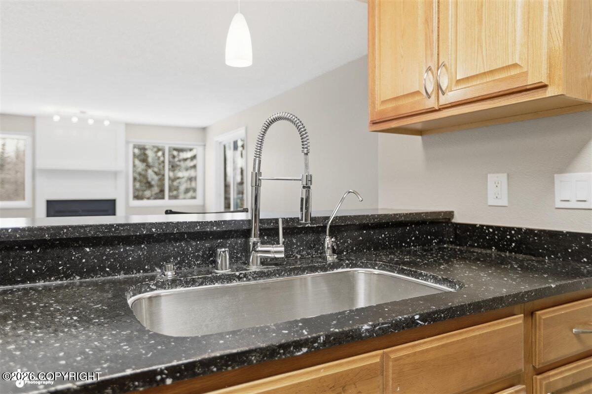 1621 Eastridge Drive # 303 Unit: #303