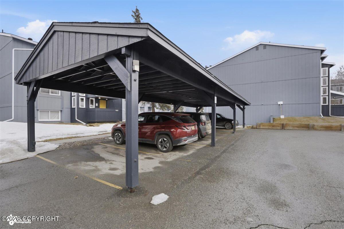 1621 Eastridge Drive # 303 Unit: #303