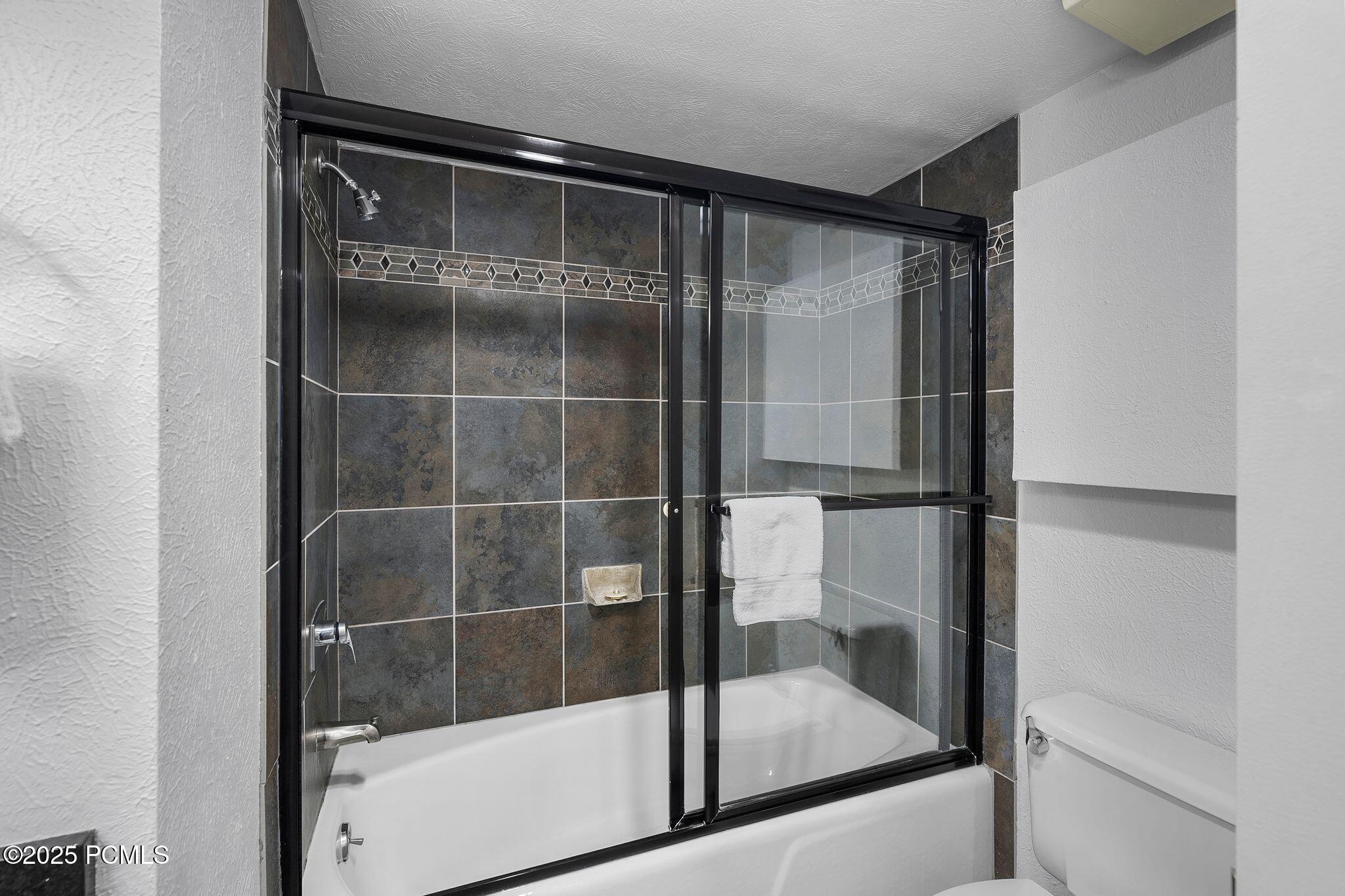 1415 Lowell Avenue B165