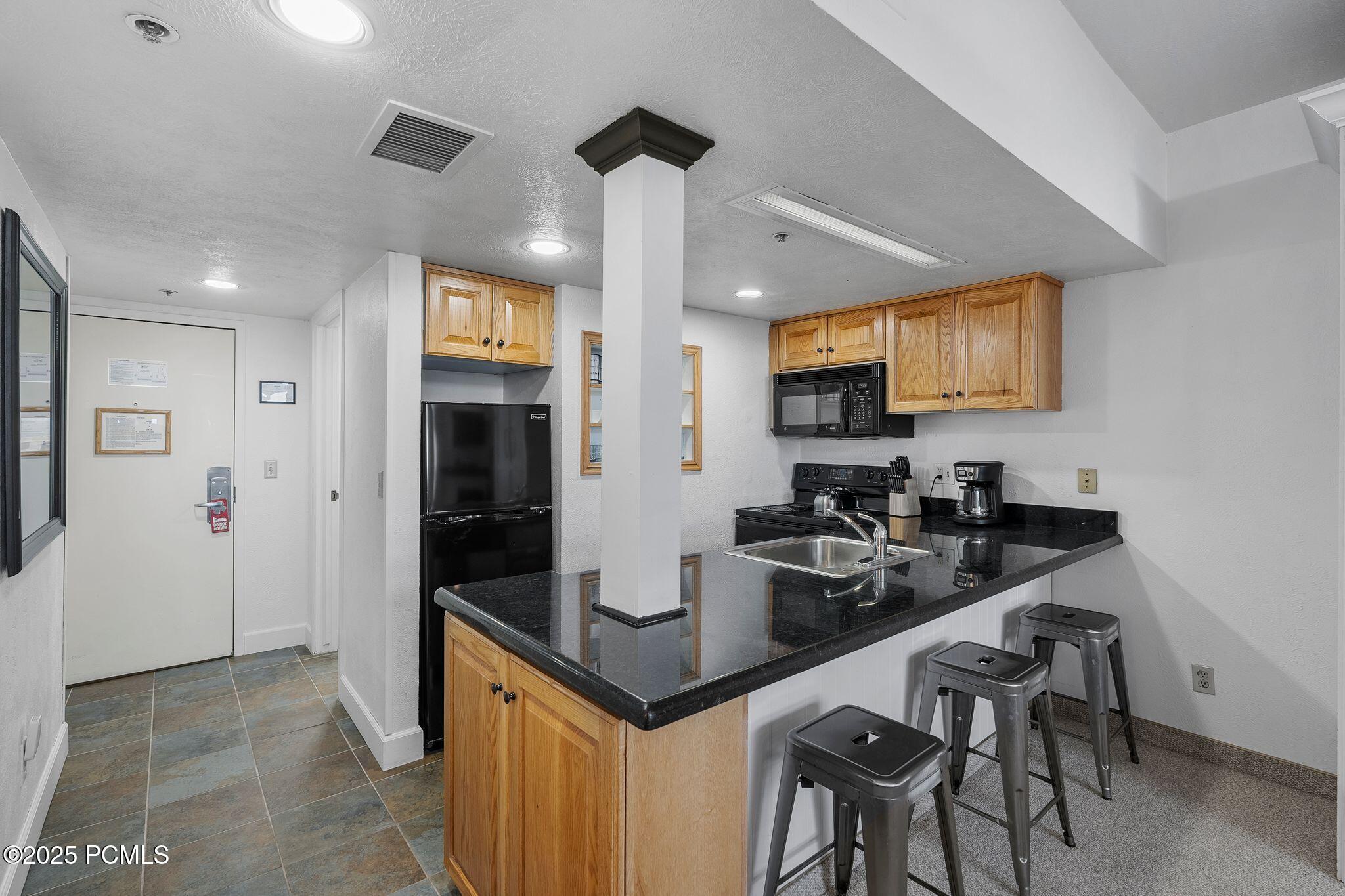 1415 Lowell Avenue B165