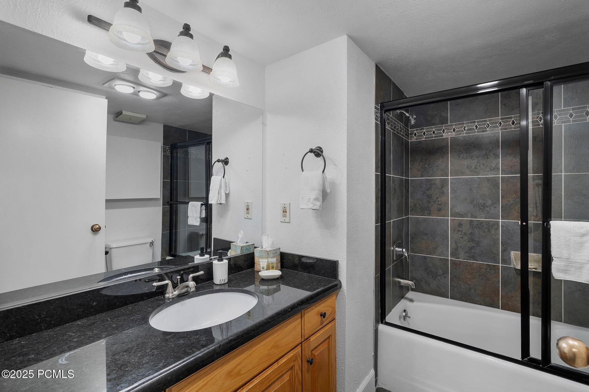 1415 Lowell Avenue B165