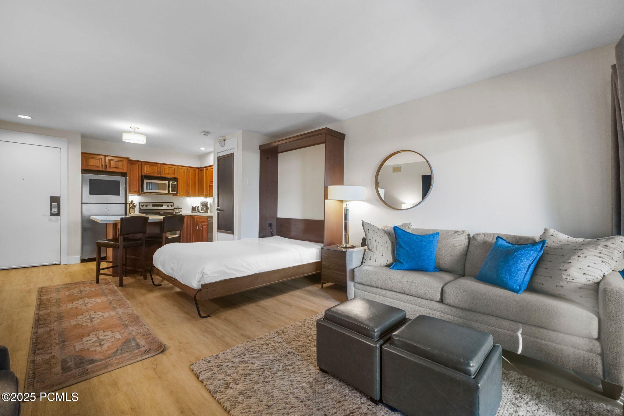 401 Silver King Drive, 17