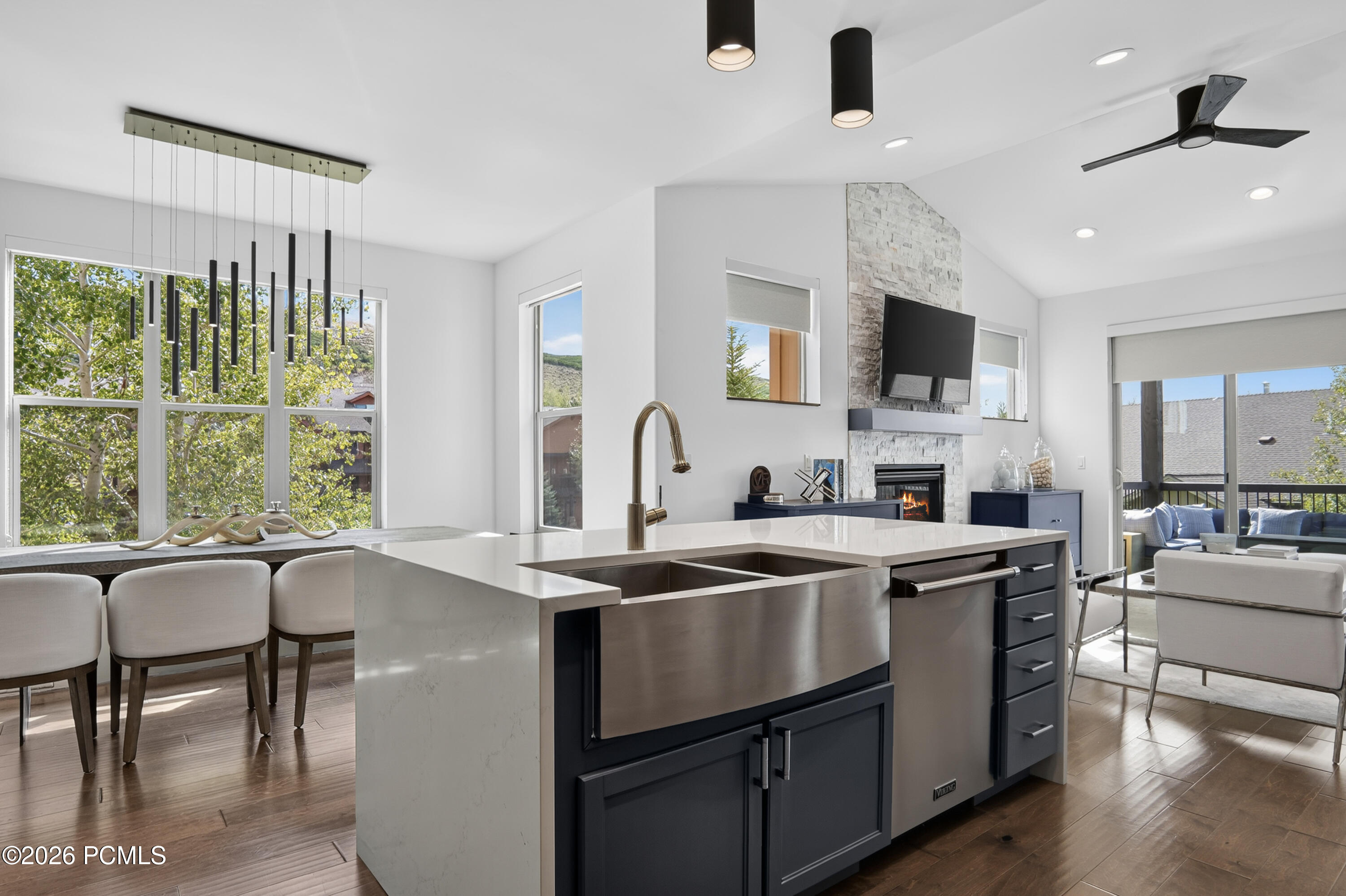 1135 W Cadence Court