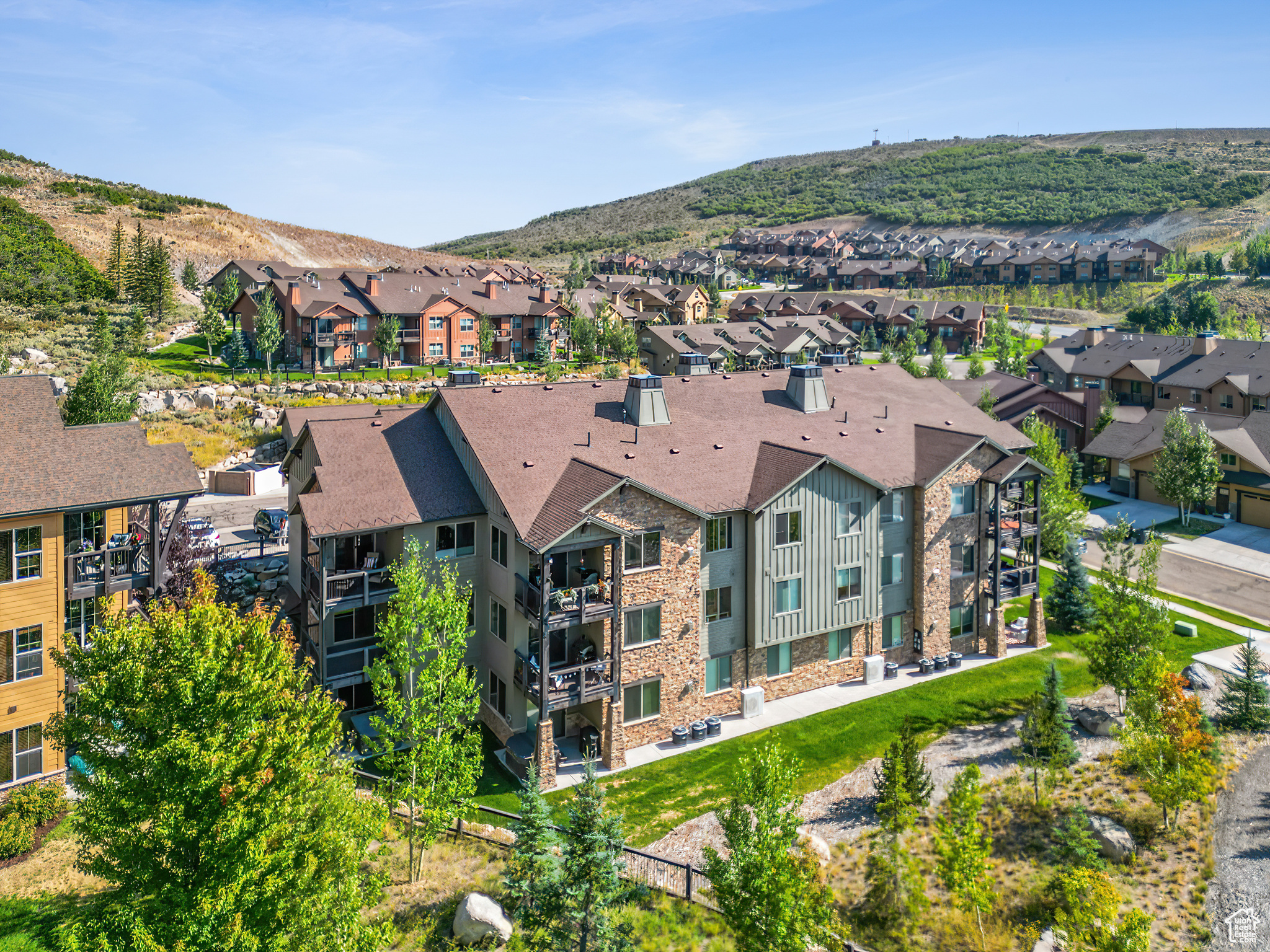 1195 W BLACK ROCK TRL #37H
