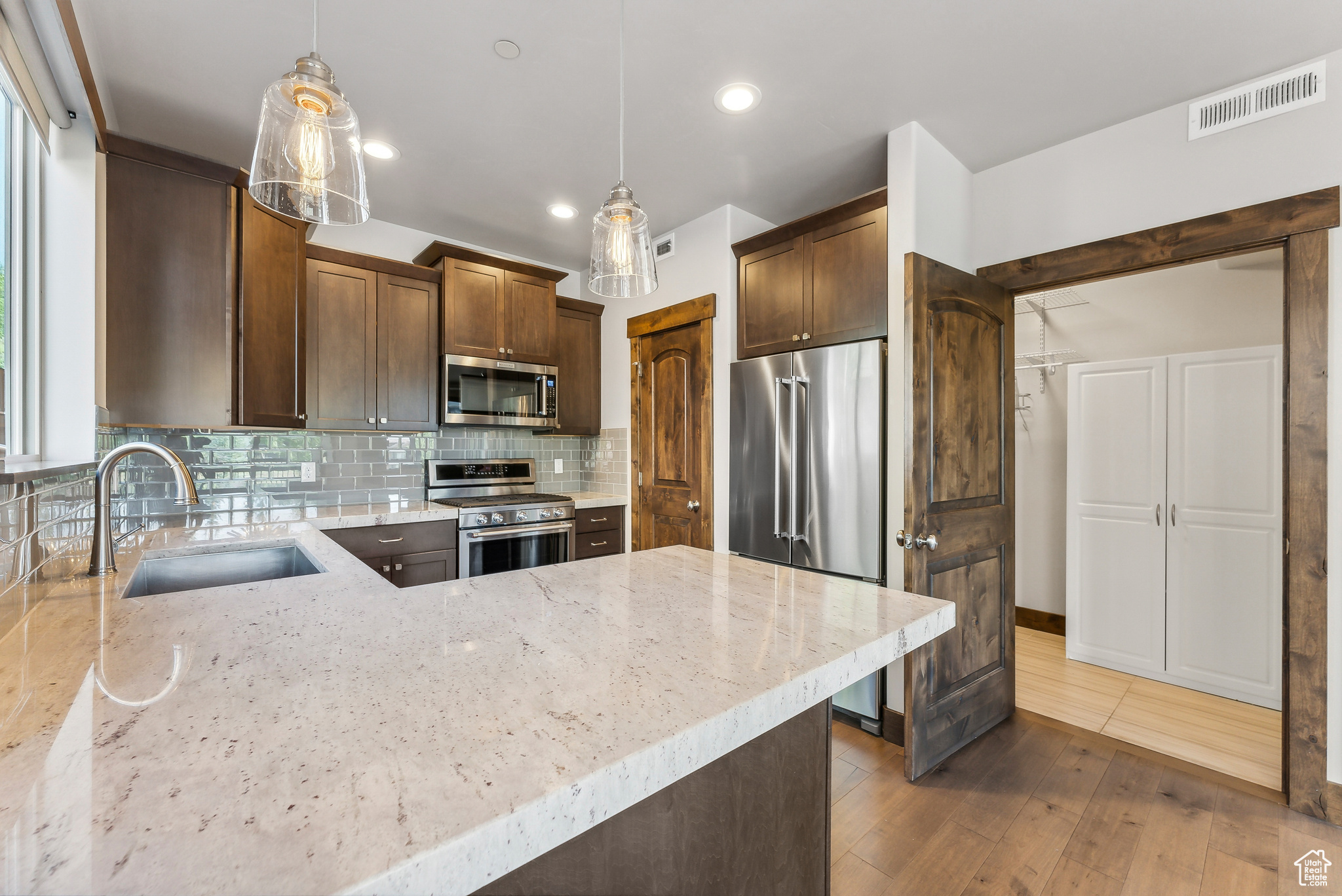 1195 W BLACK ROCK TRL #37H