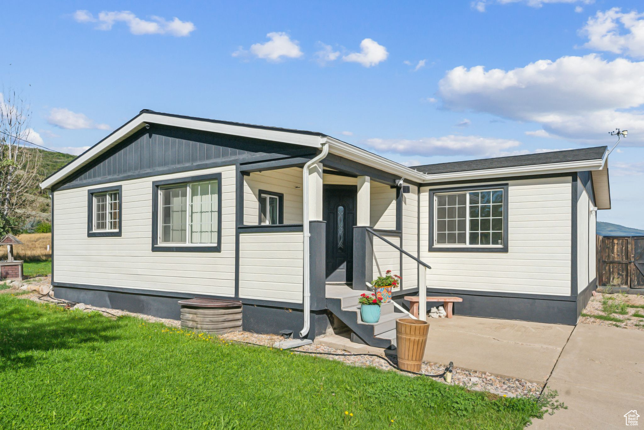 3250 N MORGAN VALLEY DR DR