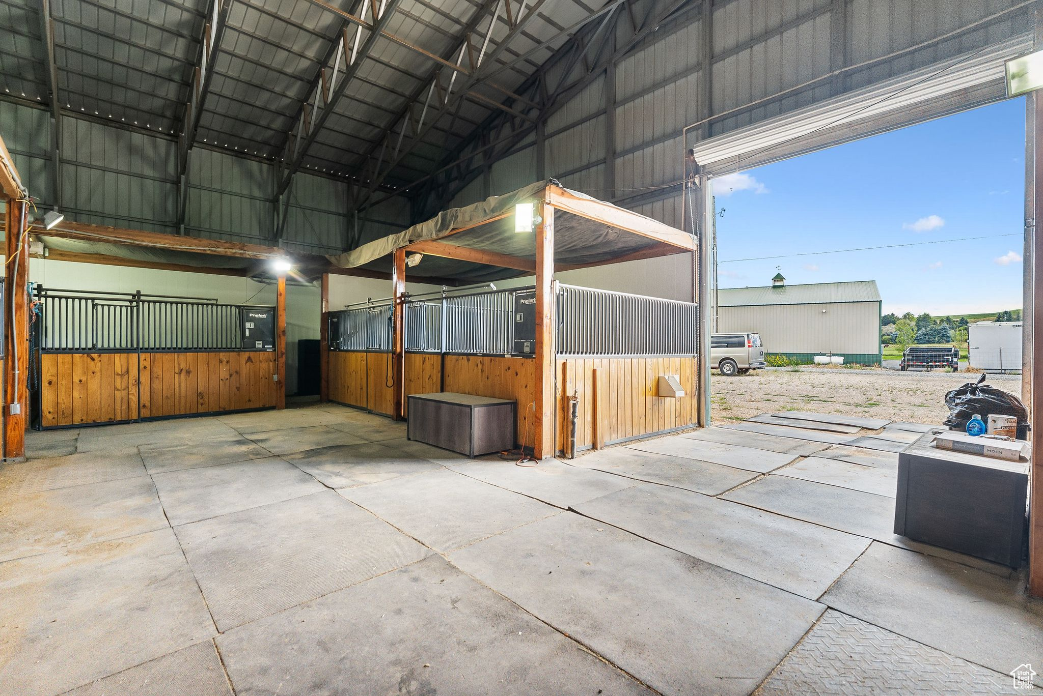 3250 N MORGAN VALLEY DR DR