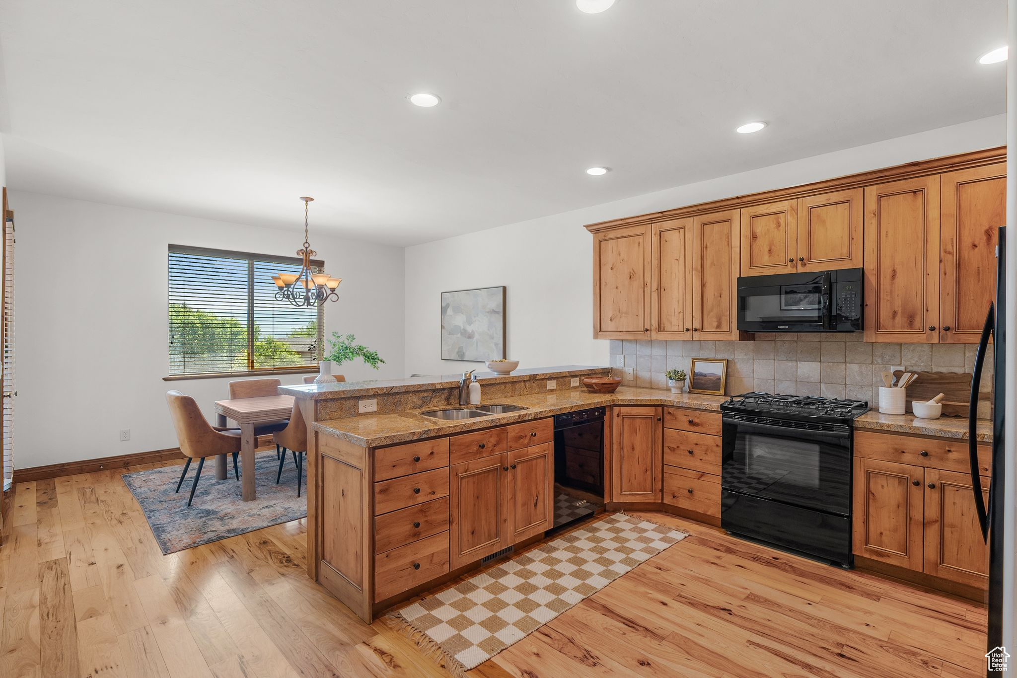 1056 W LIME CANYON RD