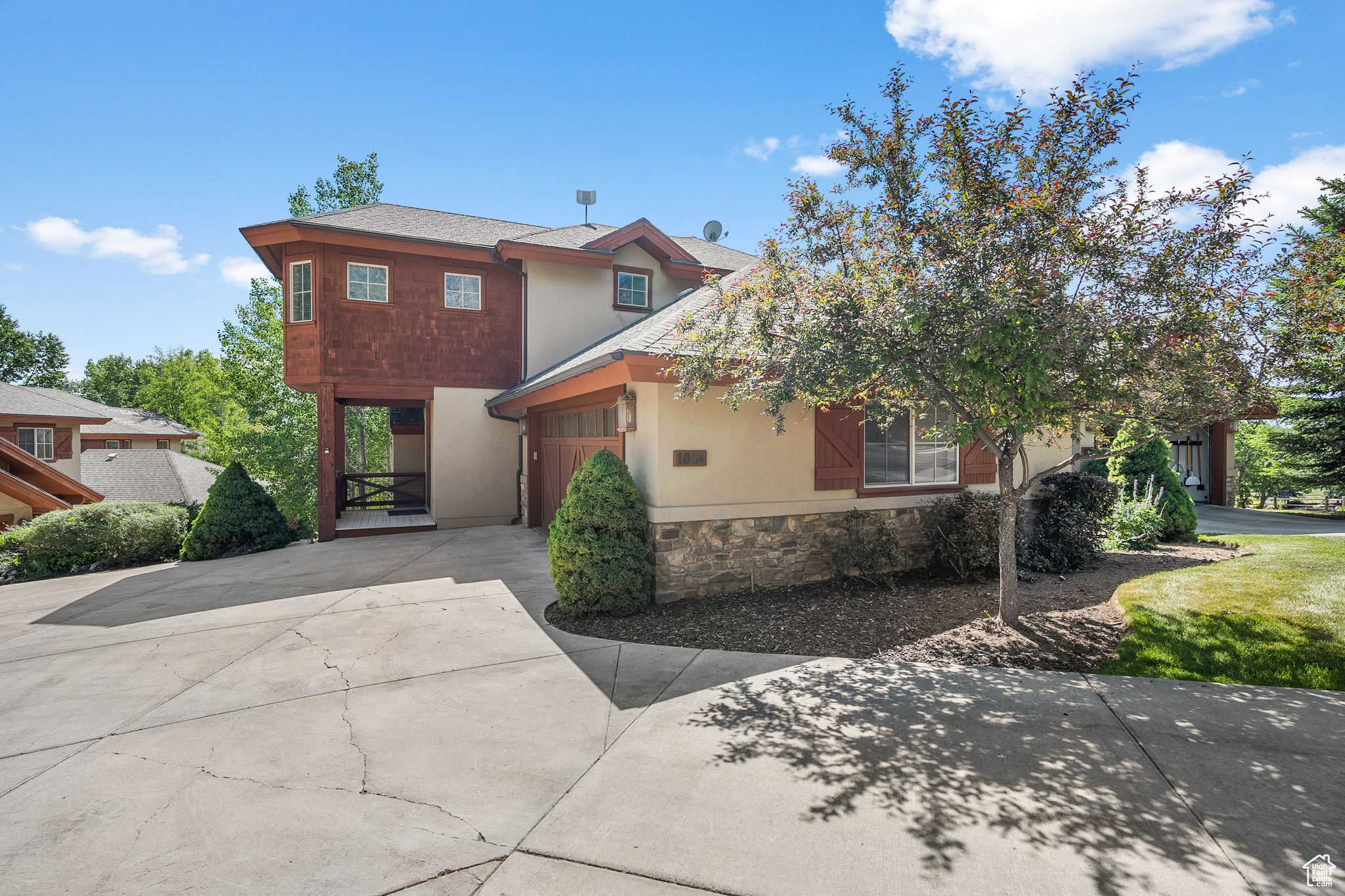 1056 W LIME CANYON RD