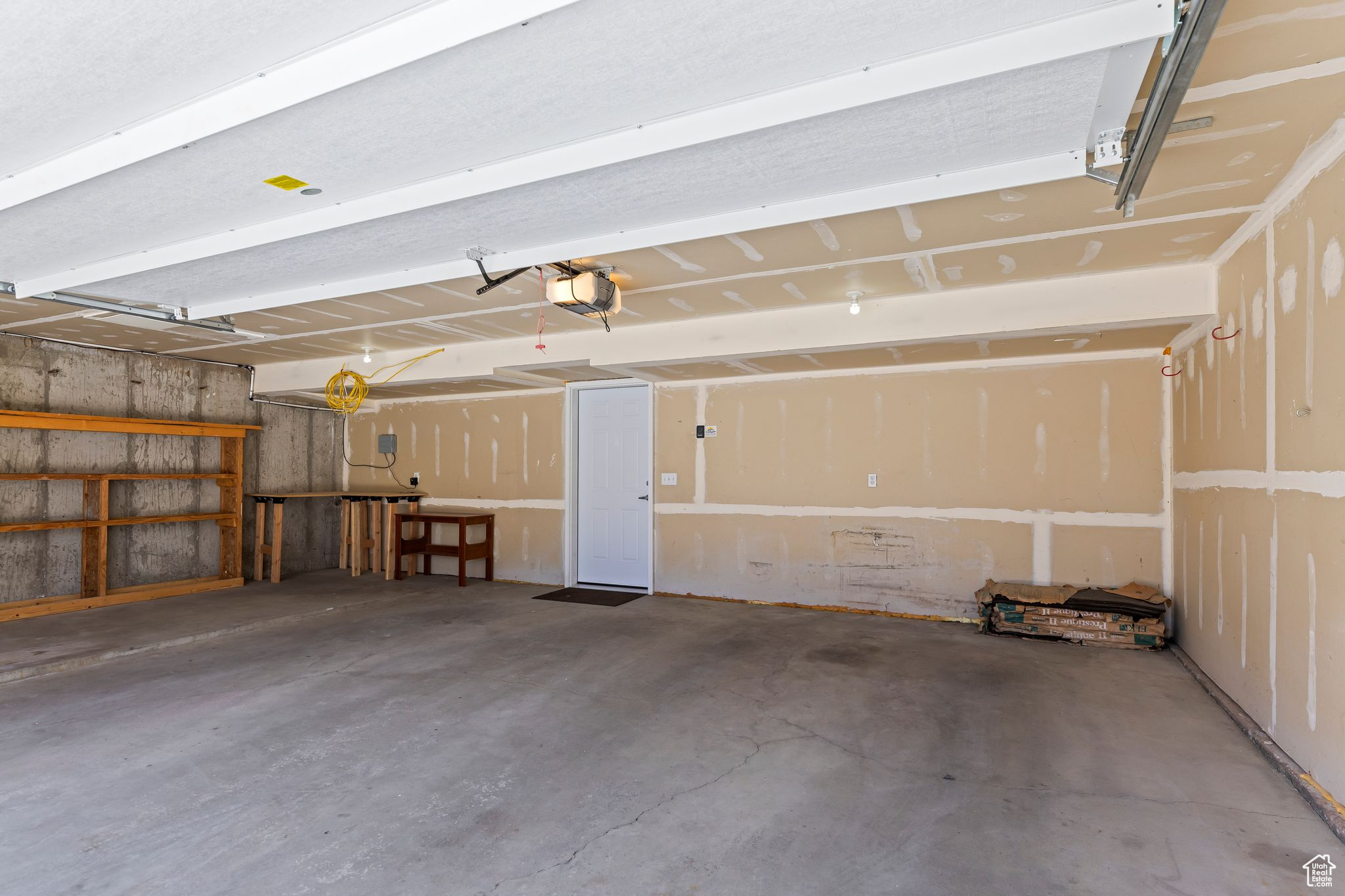 3095 W HOMESTEAD RD