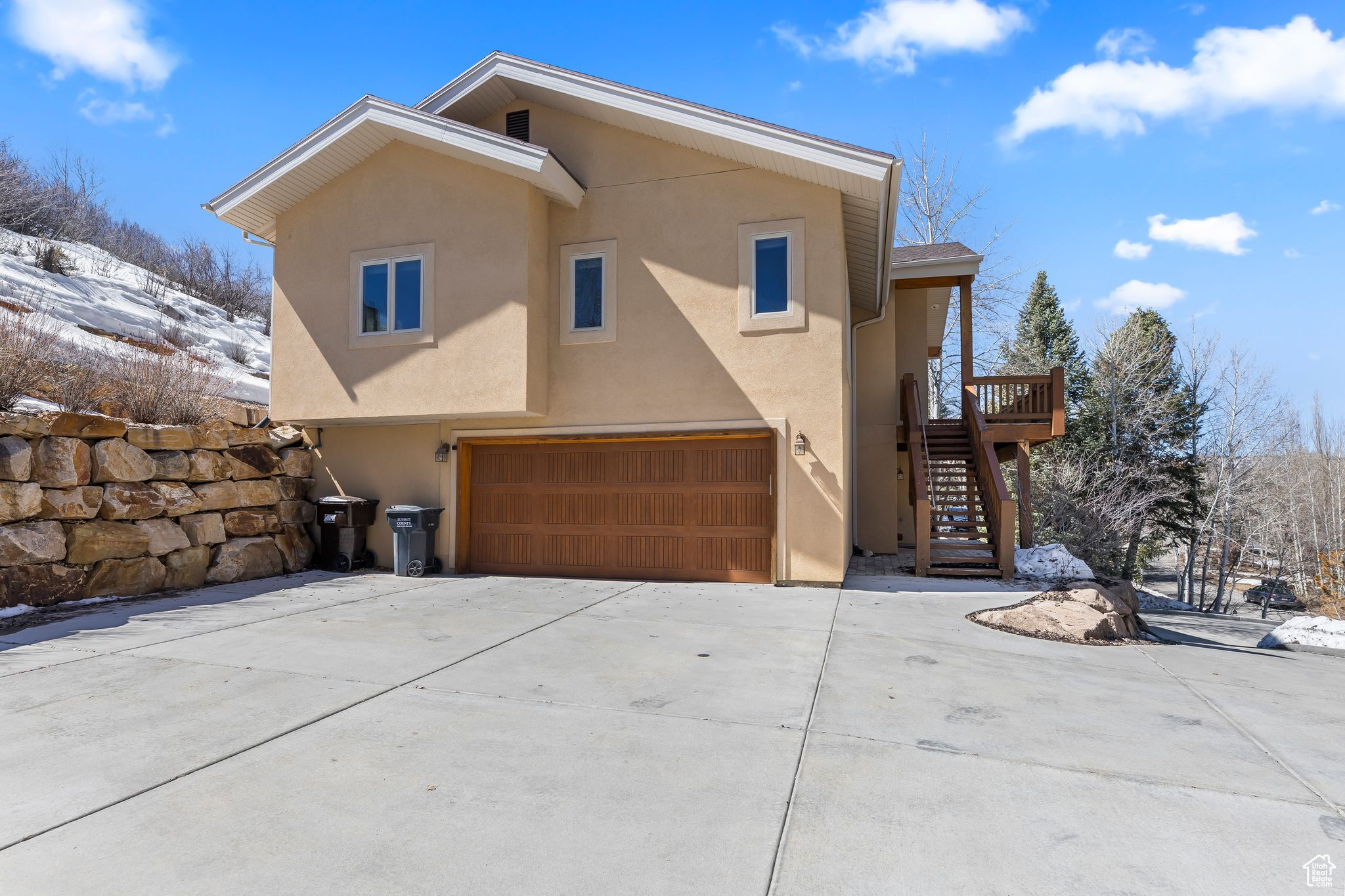 3095 W HOMESTEAD RD