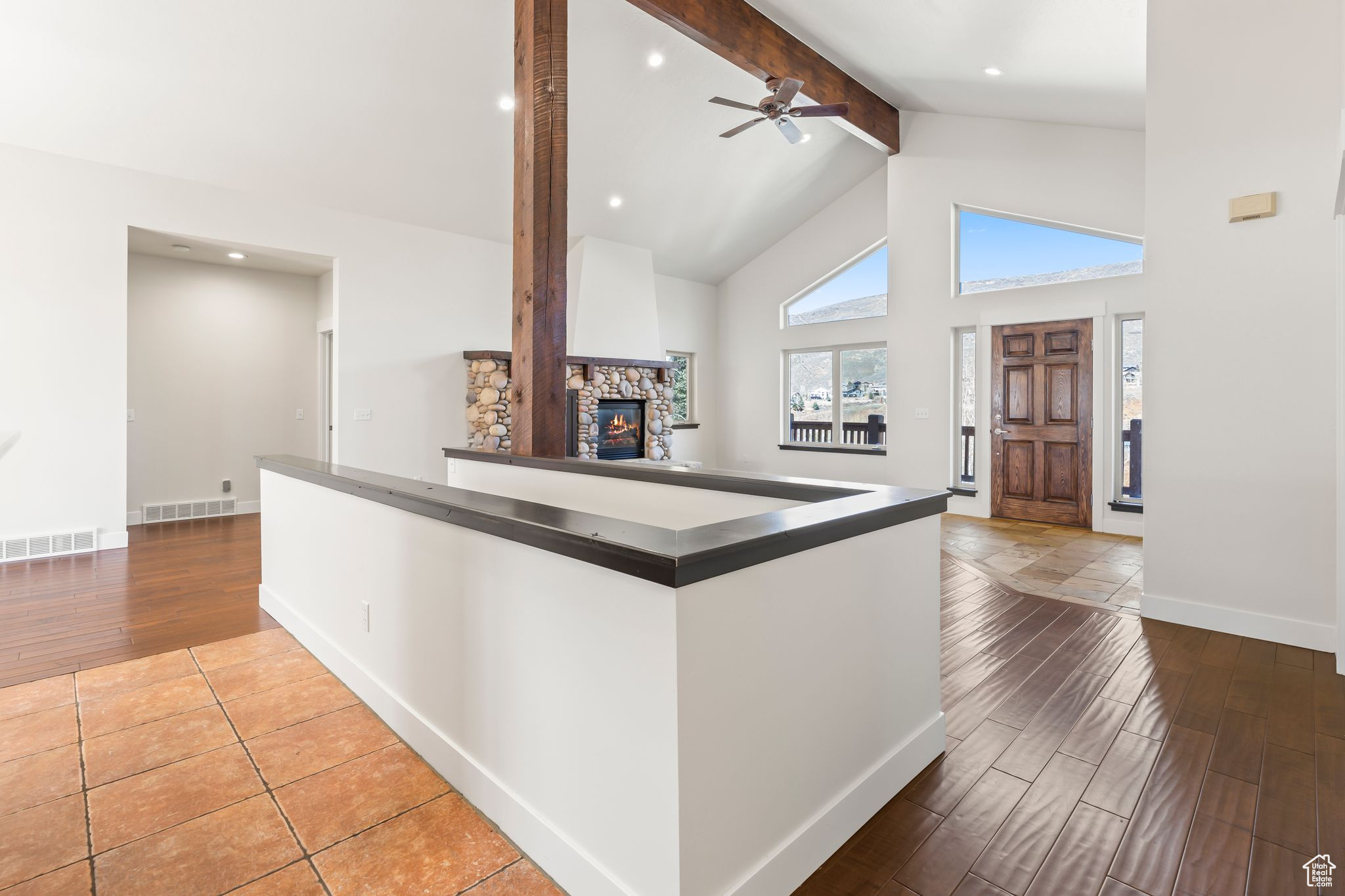 3095 W HOMESTEAD RD