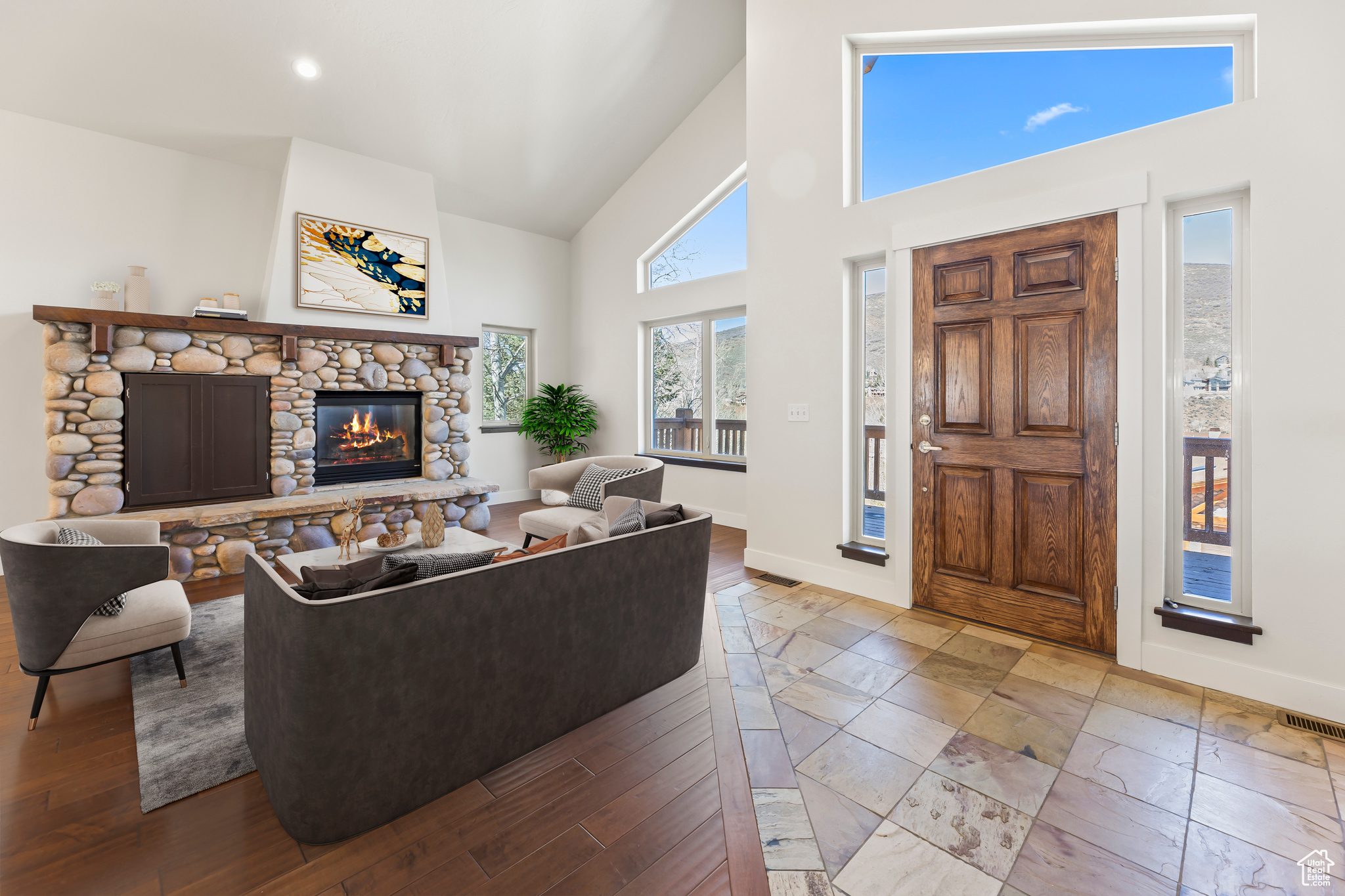 3095 W HOMESTEAD RD