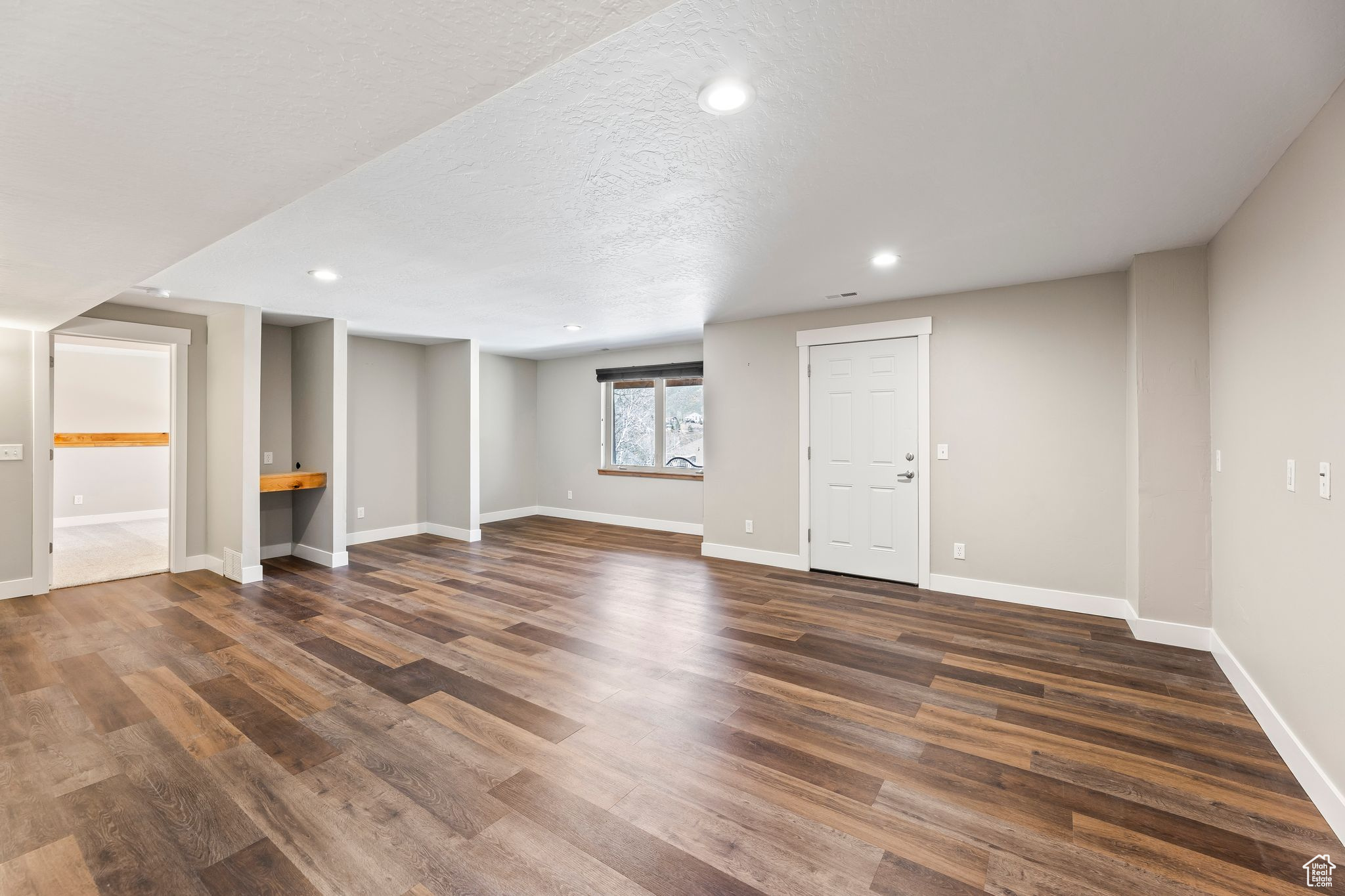 3095 W HOMESTEAD RD
