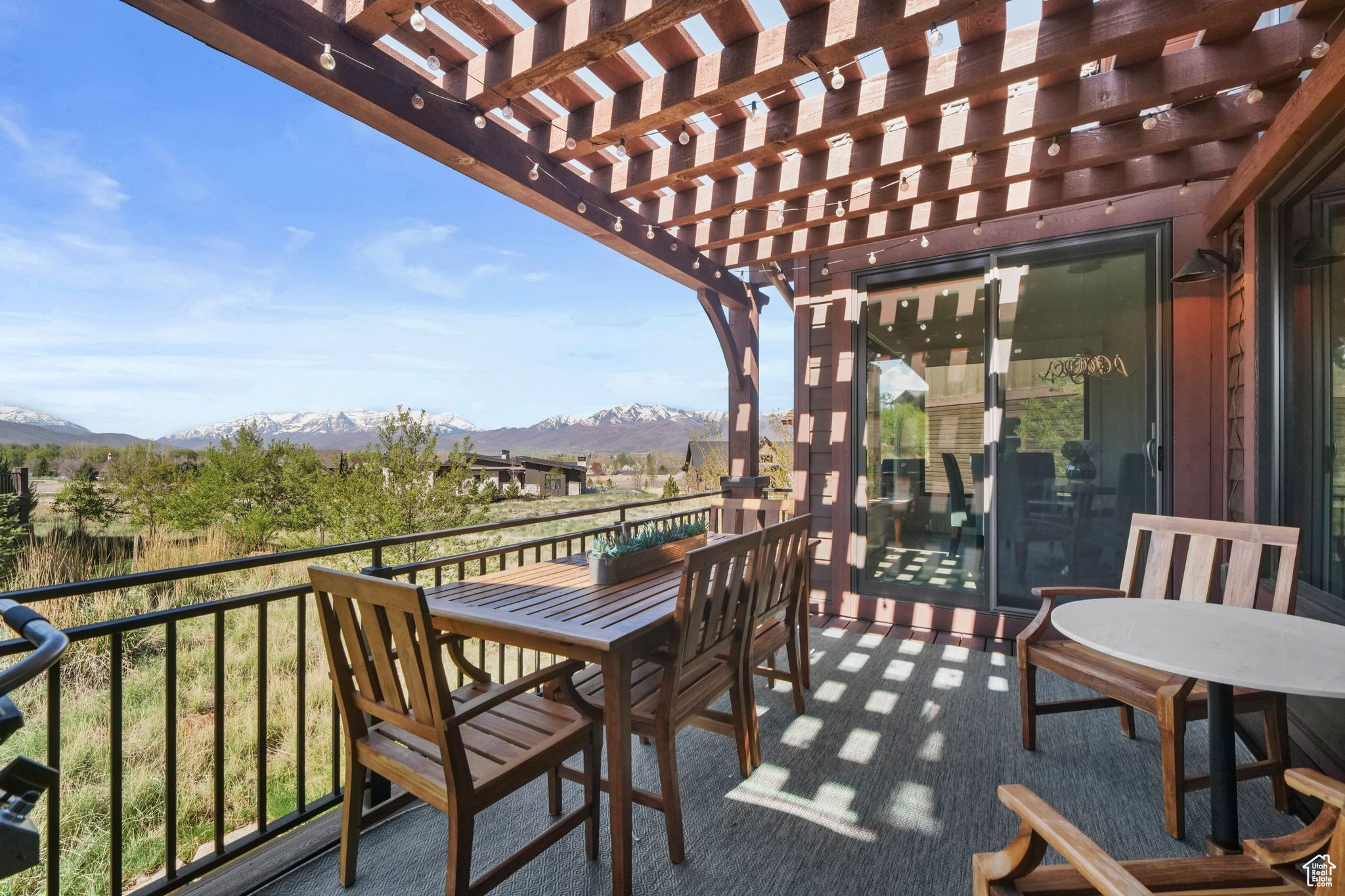 1634 E ABAJO PEAK CIR